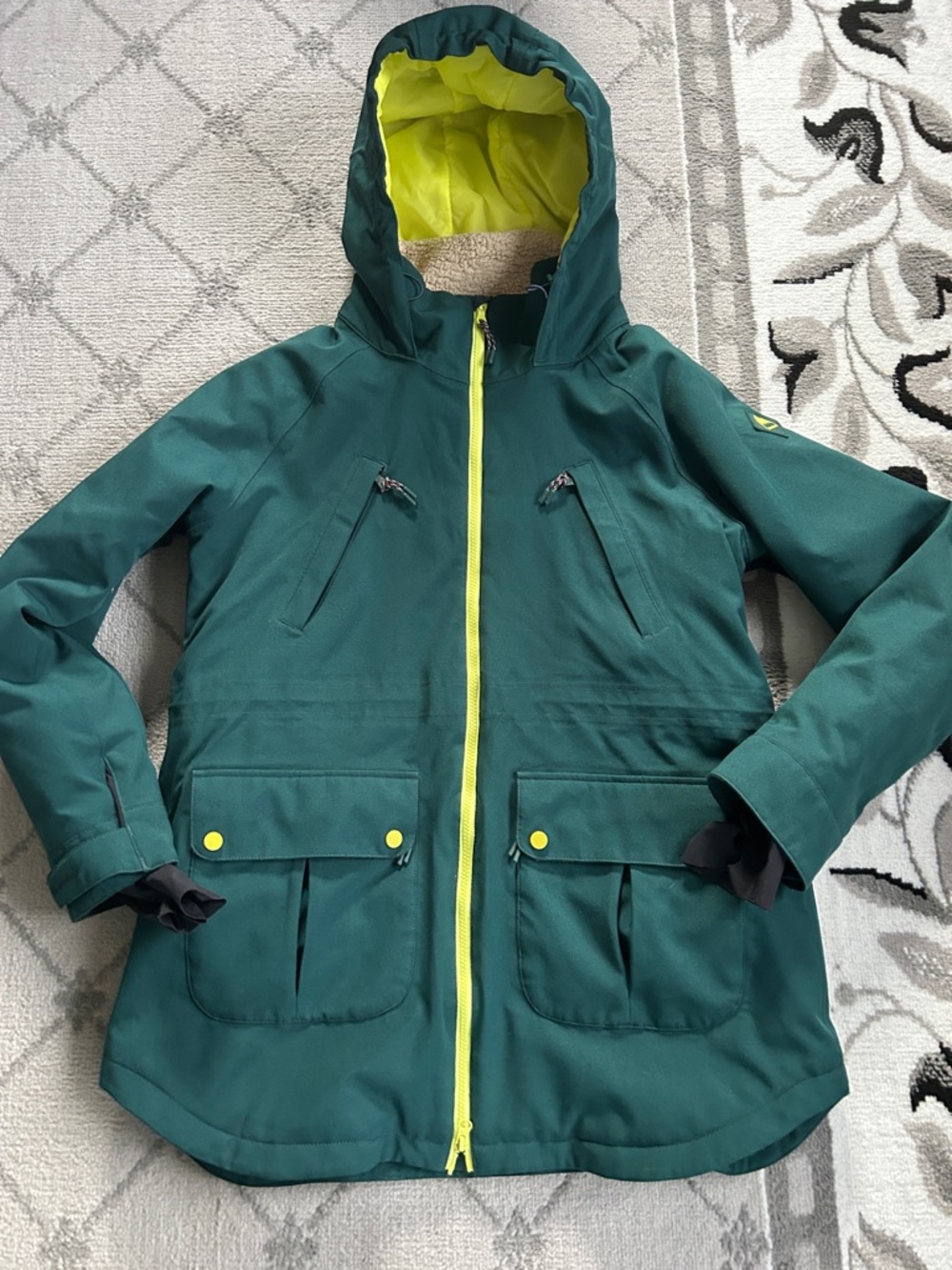 Women’s Burton Teal Prowess Ponderosa Pine Snowboard Jacket